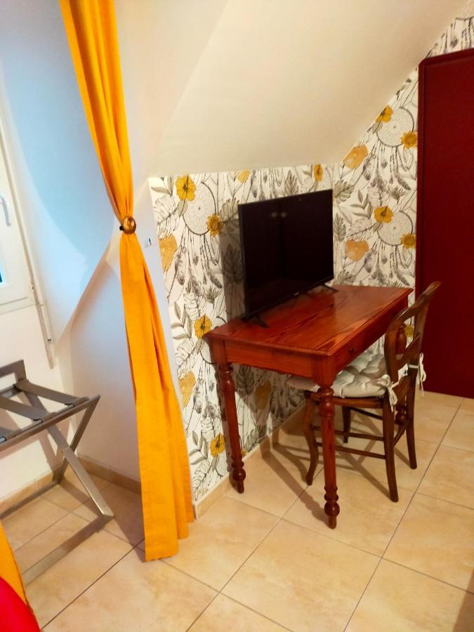 Petit Chatelet Bis Hirel Ngoại thất bức ảnh